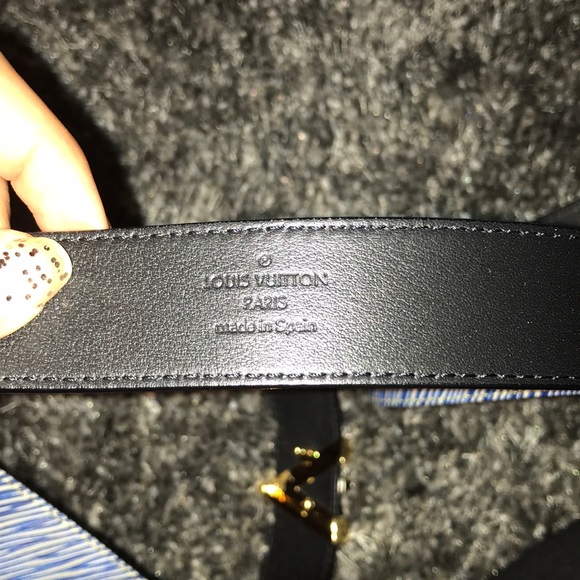 Louis Vuitton LV Initales Epi Leather belt. 30mm - Picture 8 of 8
